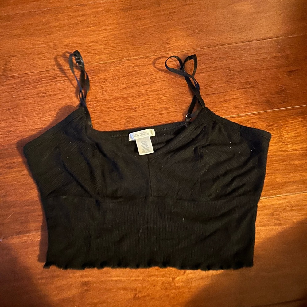 plain black cropped tank top